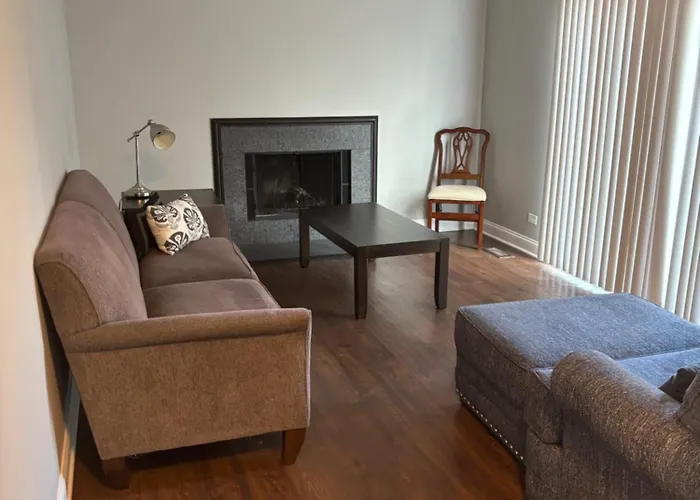 5bd 3bth Sleeps 14 With Driveway Parking